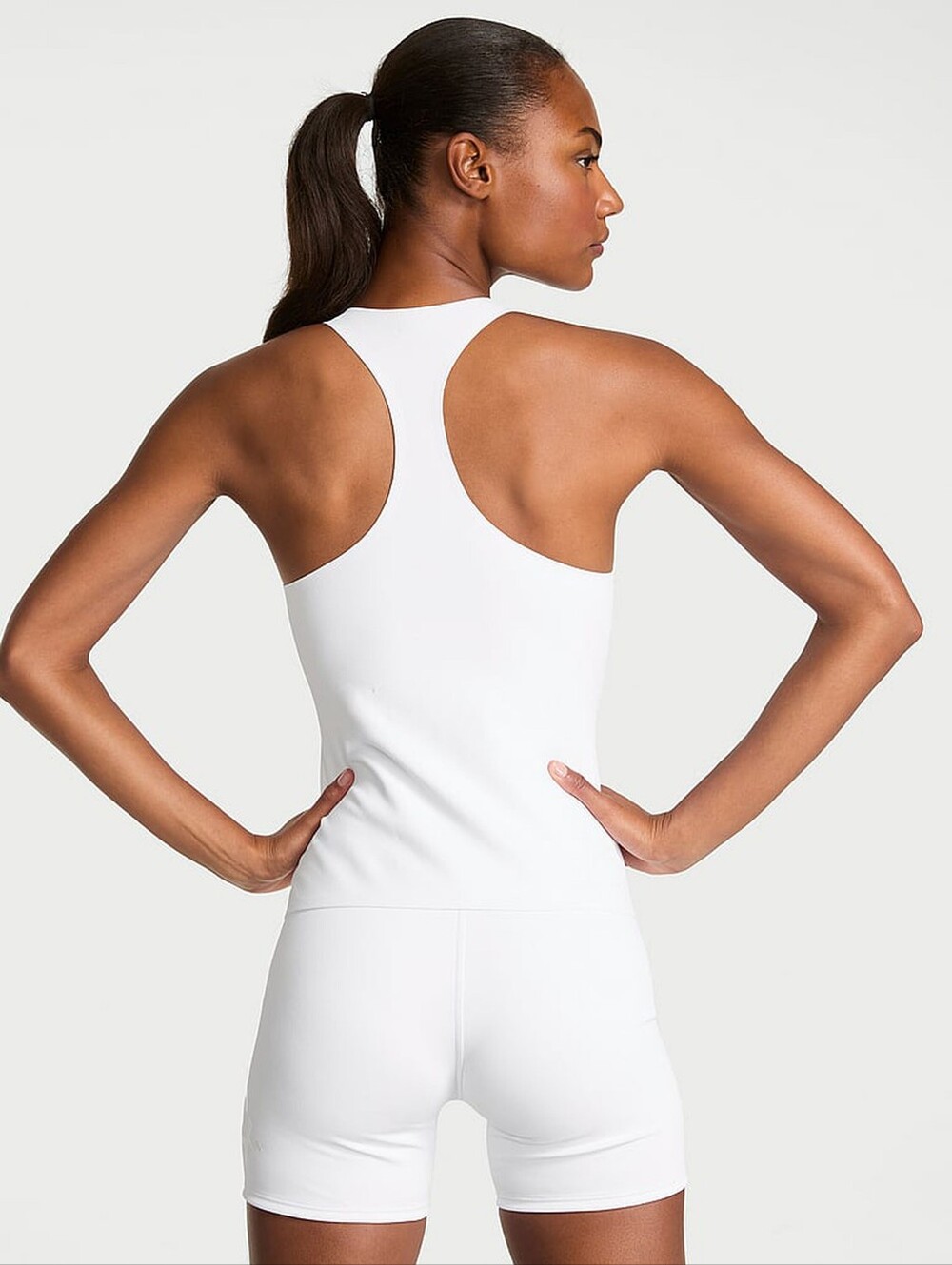 Victoria's Secret VSX NWT Incredible Coverage Tank Top in Vs White sz LARGE - Picture 2 of 7